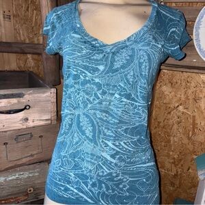 Vintage Y2K Blue Floral V-Neck Women's Tee